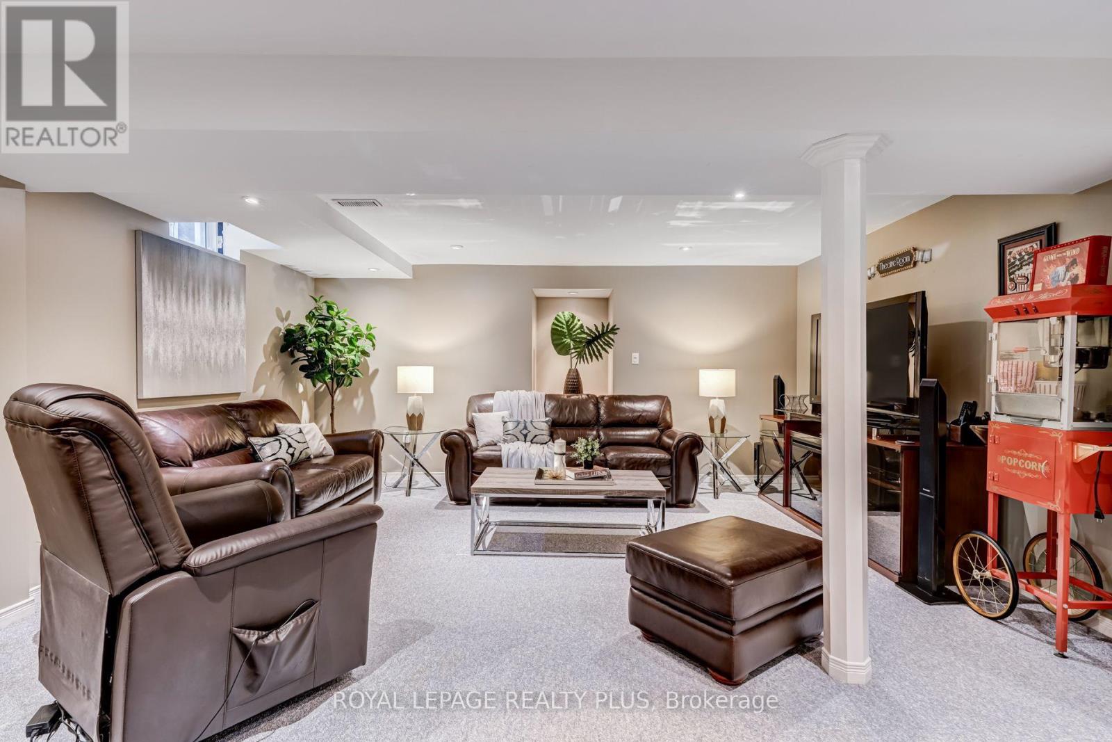1459 RAVENSMOOR CRESCENT - 42