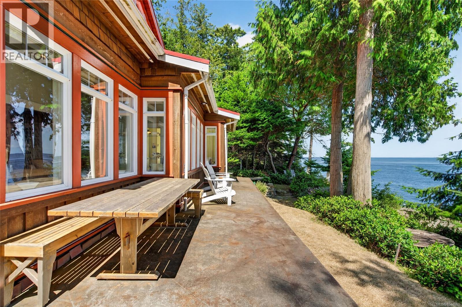 105 Island Park Dr - Image 6