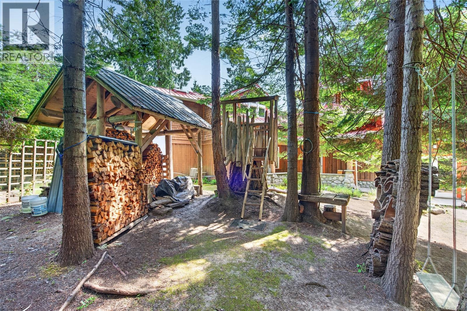 105 Island Park Dr - 36