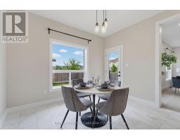 Office - 2023 Jubilee Drive, London North, ON N6G0H7 Photo 17