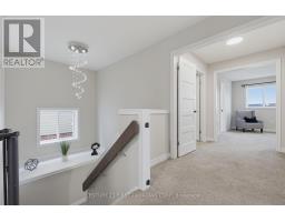 Bathroom - 2023 Jubilee Drive, London North, ON N6G0H7 Photo 19