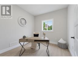 Laundry room - 2023 Jubilee Drive, London North, ON N6G0H7 Photo 6
