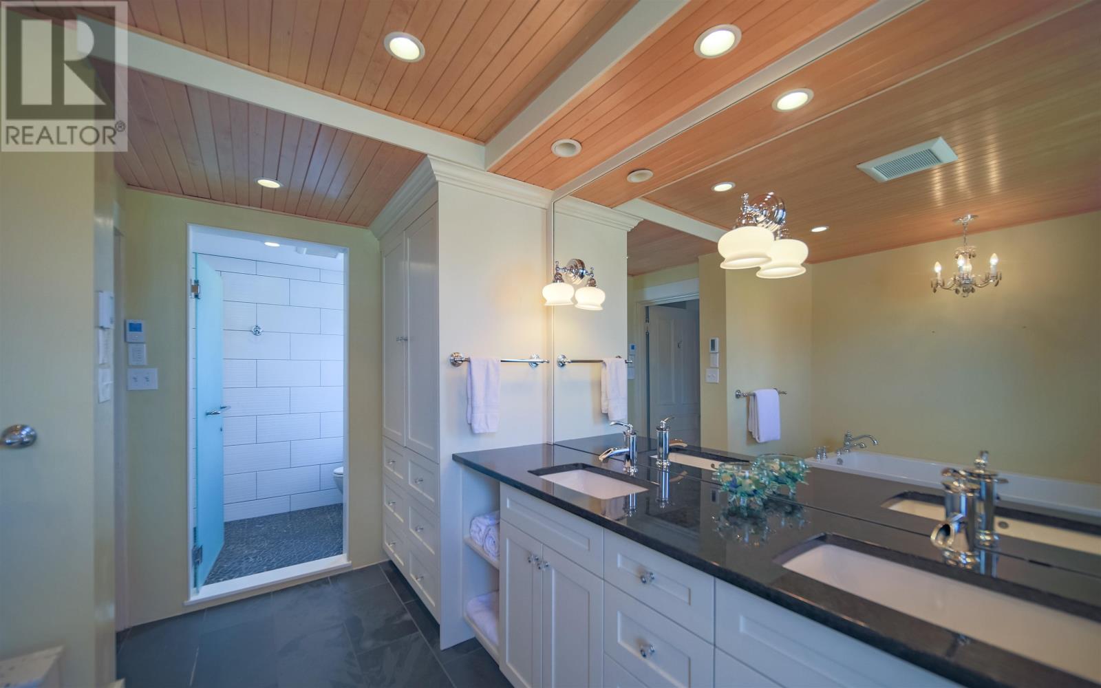 25 Greenfield Avenue - 30