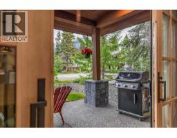 Living room - 533 3rd Street, Canmore, AB T1W2H8 Photo 7