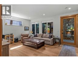 533 3rd Street, Canmore, AB T1W2H8 Photo 33
