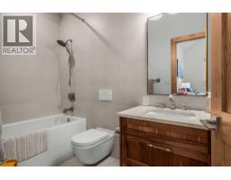533 3rd Street, Canmore, AB T1W2H8 Photo 43