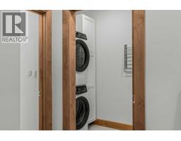 533 3rd Street, Canmore, AB T1W2H8 Photo 42