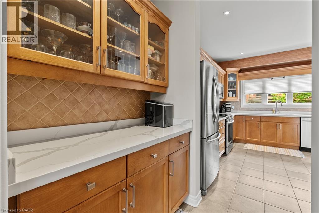 282 WINTERBERRY Boulevard - Image 16