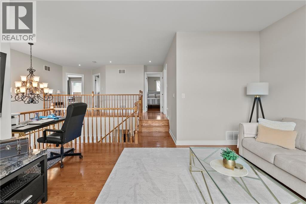 282 WINTERBERRY Boulevard - Image 26