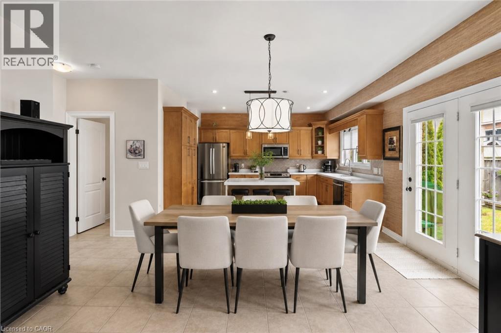282 WINTERBERRY Boulevard - Image 11