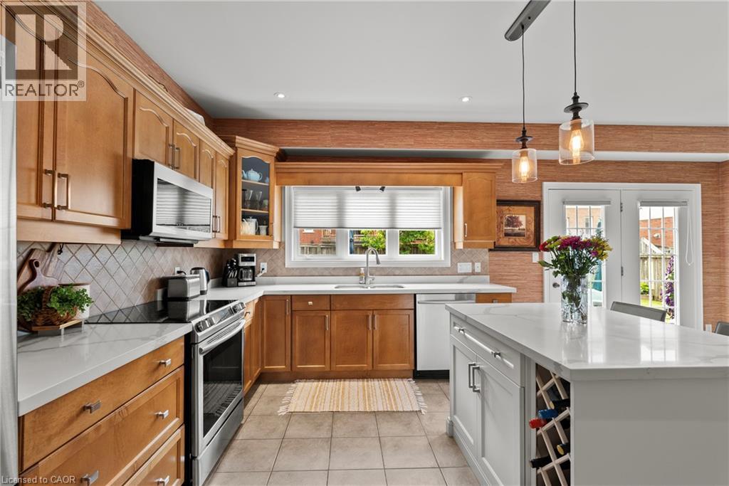 282 WINTERBERRY Boulevard - Image 15
