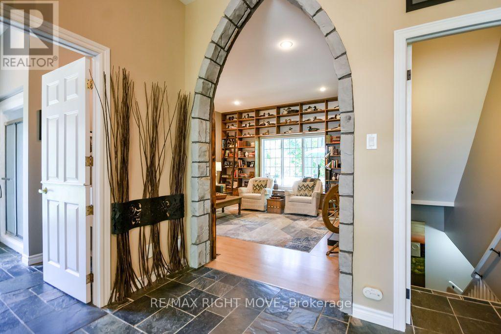 2636 WESTSHORE CRESCENT - Image 12