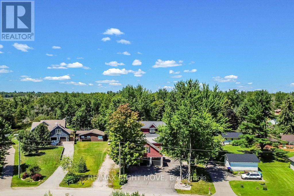 2636 WESTSHORE CRESCENT - 2