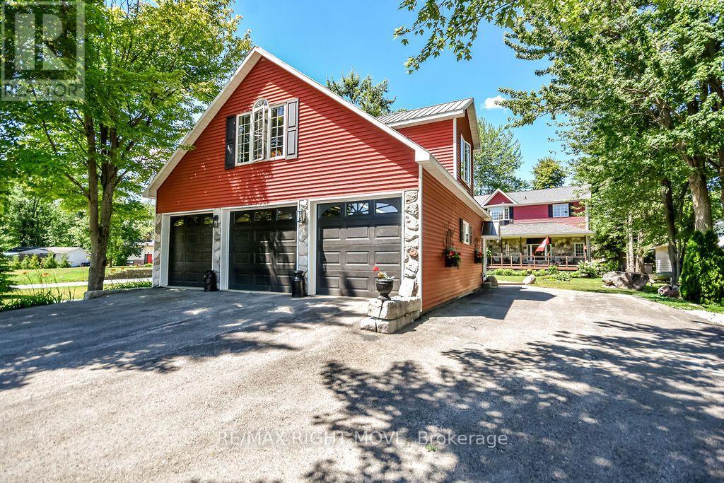 2636 WESTSHORE CRESCENT - Image 30