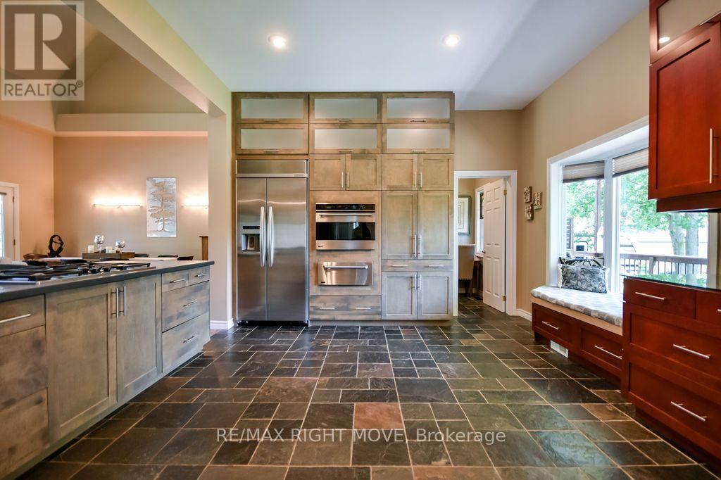 2636 WESTSHORE CRESCENT - Image 4