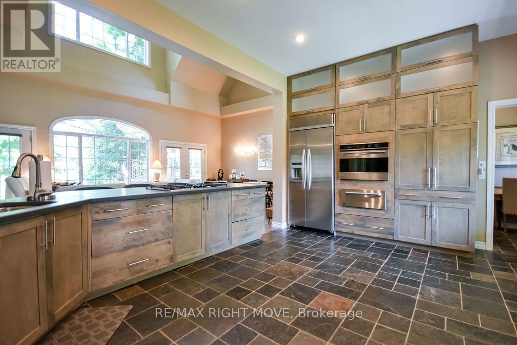 2636 WESTSHORE CRESCENT - Image 5