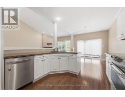 Foyer - 18 - 518 Blue Jay Drive, London North, ON N5X0E4 Photo 9