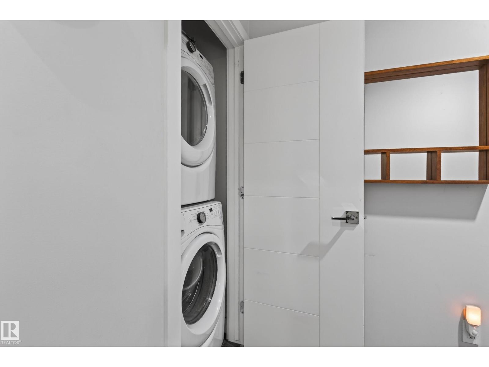 #2804 10238 103 ST NW - 8