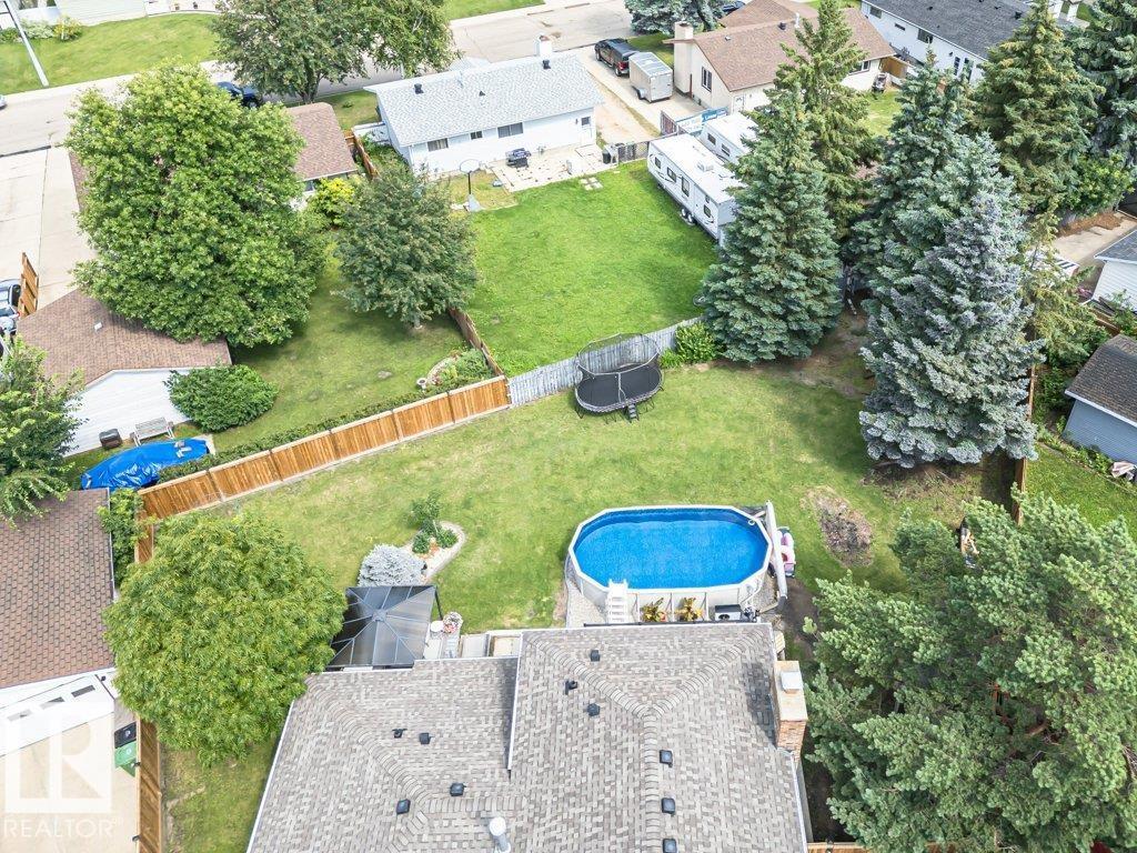 9905 81 ST - 64