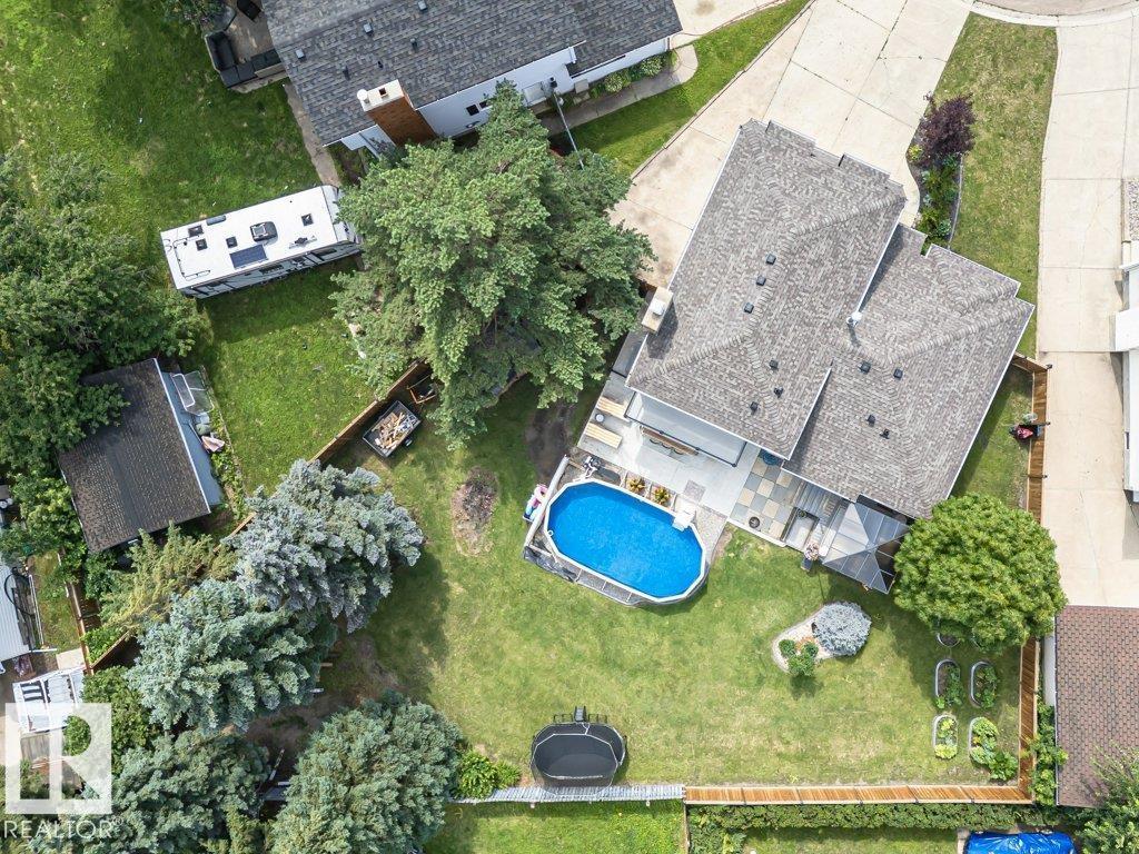 9905 81 ST - 67