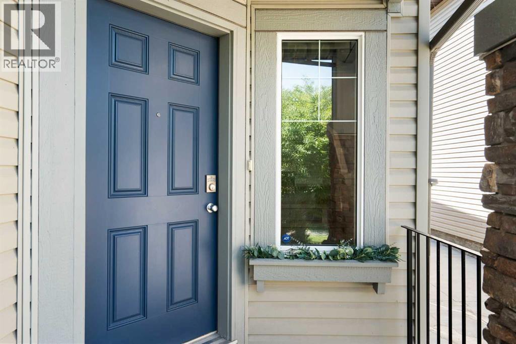 1258 New Brighton Drive SE, New Brighton, Calgary photo 3