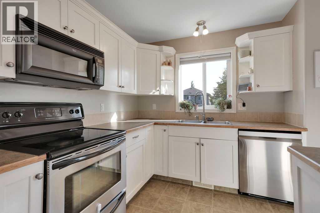 39 Terrace Heights Drive, Lacombe