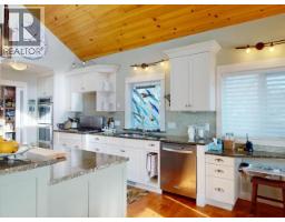 Recreational, Games room - 4810 Sanderson Road, Texada Island, BC V0N1W0 Photo 16