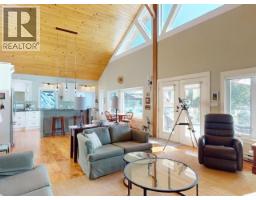 4810 Sanderson Road, Texada Island, BC V0N1W0 Photo 28