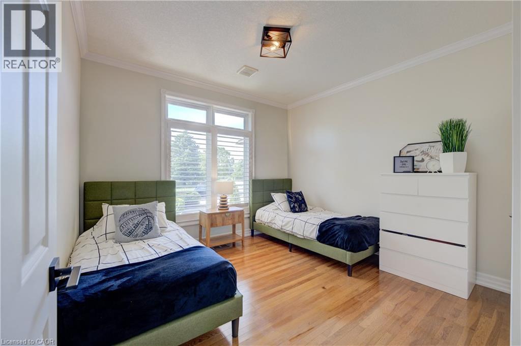 11 CECIL KENNEDY Court - Image 17