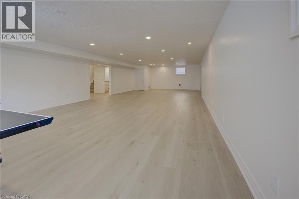 11 CECIL KENNEDY Court - Image 26