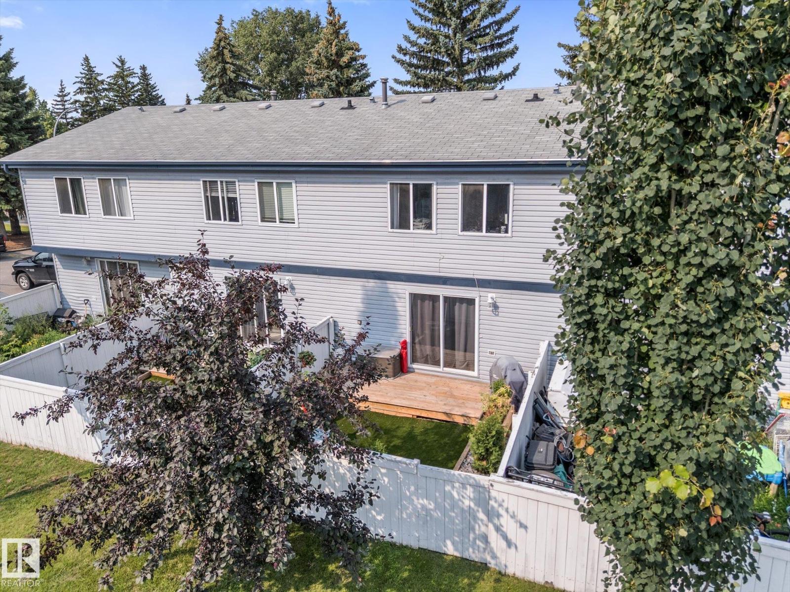 #26 100 WESTRIDGE CR - 33