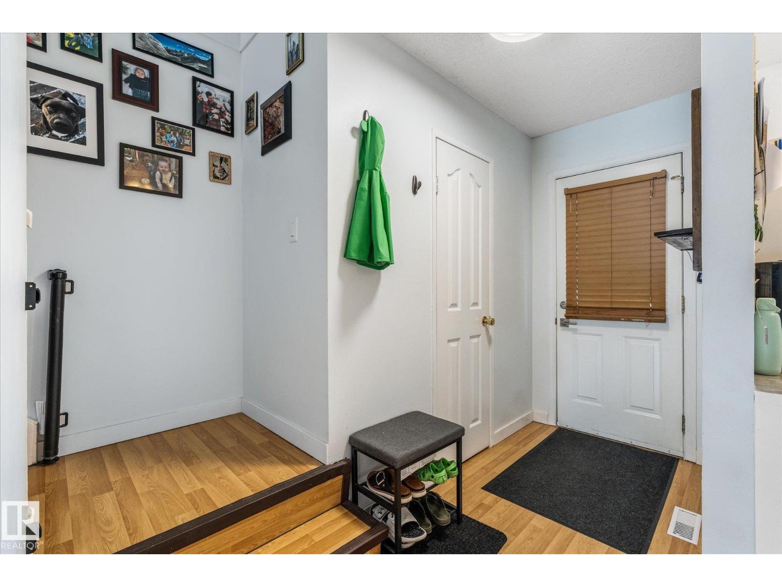 #26 100 WESTRIDGE CR - 6