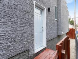 902 Boyd Avenue, Winnipeg, MB R2X0Z7 Photo 37
