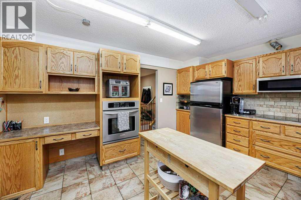 65 Hart Crescent South, Red Deer