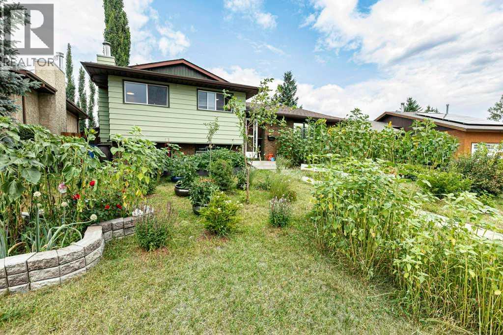 65 Hart Crescent South, Red Deer