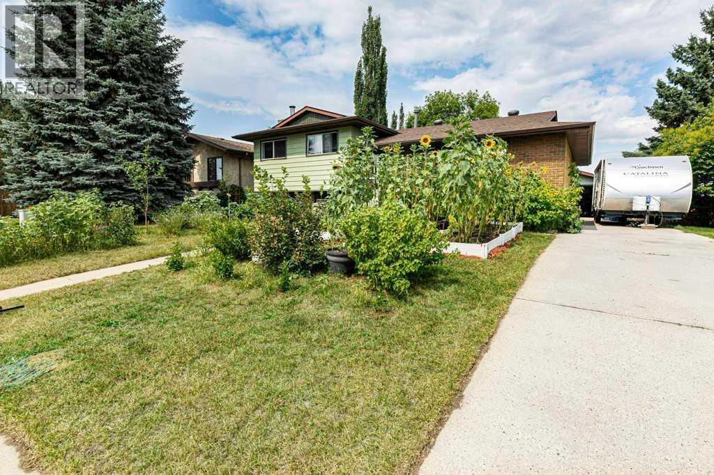 65 Hart Crescent South, Red Deer
