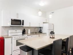 902 Boyd Avenue, Winnipeg, MB R2X0Z7 Photo 11