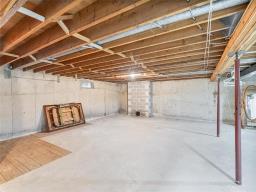 70 Radcliffe Road, Winnipeg, MB R3T3X3 Photo 35