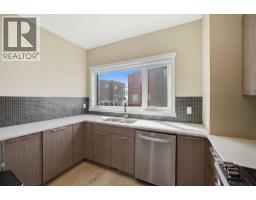904, 218 Sherwood Square NW - photo 18