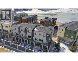 904, 218 Sherwood Square NW - photo 3