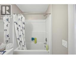 904, 218 Sherwood Square NW - photo 33