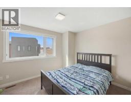 904, 218 Sherwood Square NW - photo 34