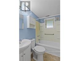 3 Nightingale Road thumbnail 26