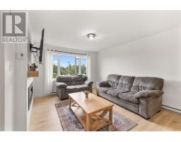 917 Pouch Cove Line thumbnail 16