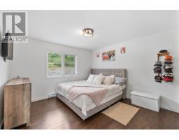 917 Pouch Cove Line thumbnail 19