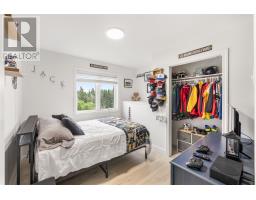 917 Pouch Cove Line thumbnail 21