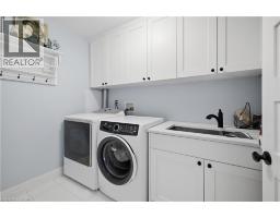 Kitchen - 573 Beach Boulevard, Hamilton, ON L8H6X8 Photo 8