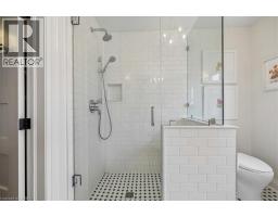 573 Beach Boulevard, Hamilton, ON L8H6X8 Photo 20
