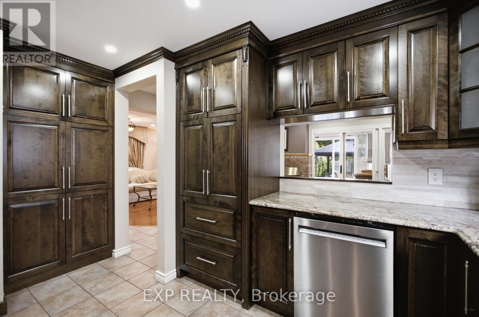 42 VALLEY RIDGE STREET - Image 17