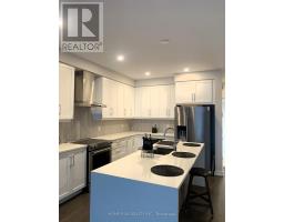 669 Honeydew Street, Ottawa, ON K1X0K5 Photo 9
